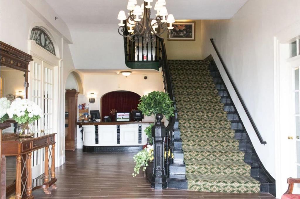 Spring House Hotel 新肖雷汉姆 外观 照片